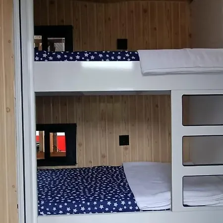 مكان تخييم Karavan Kamp Konaklama