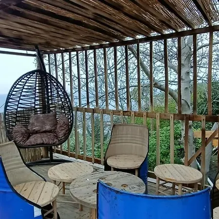 Karavan Kamp Konaklama 特拉布宗